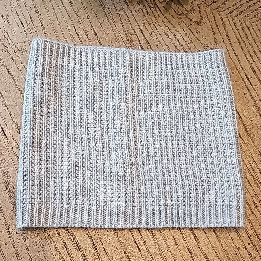 Girls knit scarf gray with silver